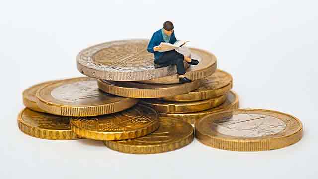 Cryptocurrency Revolution: Secure, Fast, and Low-Cost Financial Transactions